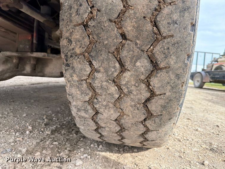image for item FP3091 1999 Mack RD688S dump truck