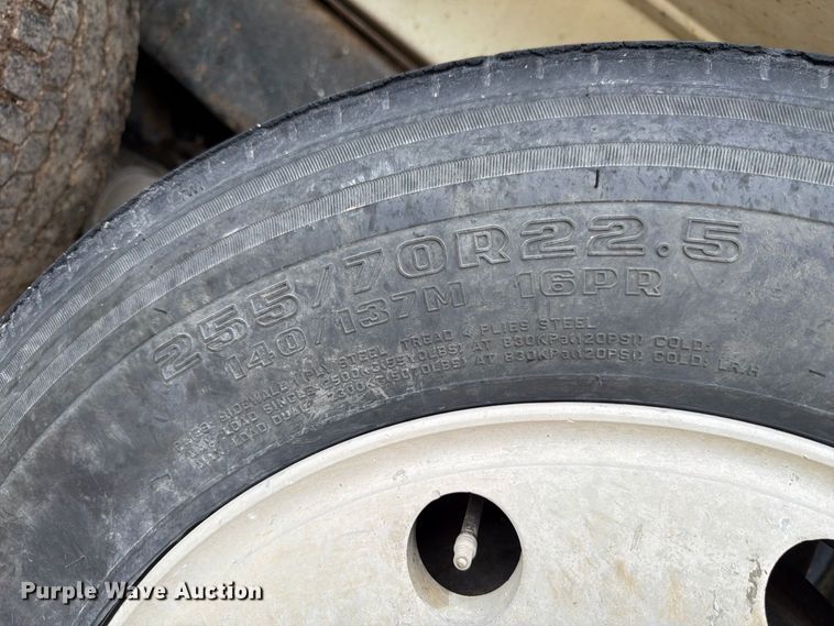 image for item FP3091 1999 Mack RD688S dump truck