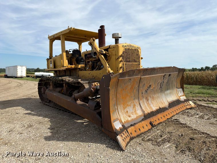 image for item FP3092 1973 Caterpillar D8H dozer