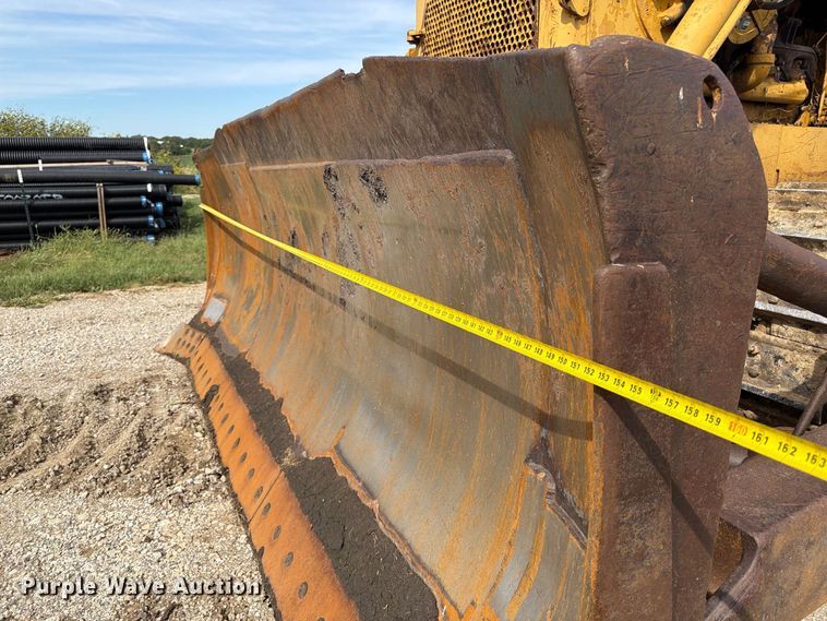 image for item FP3092 1973 Caterpillar D8H dozer