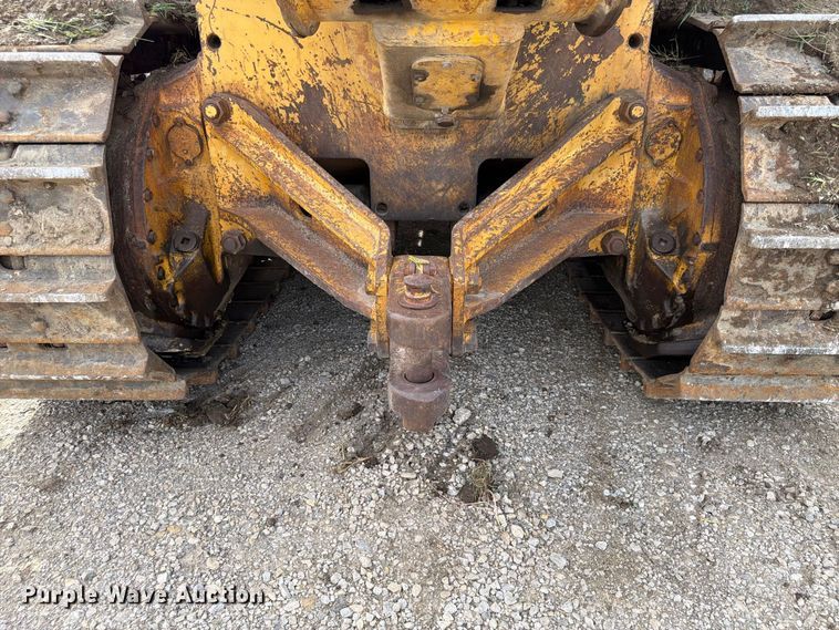 image for item FP3092 1973 Caterpillar D8H dozer