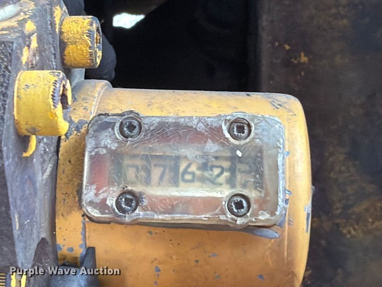 image for item FP3092 1973 Caterpillar D8H dozer