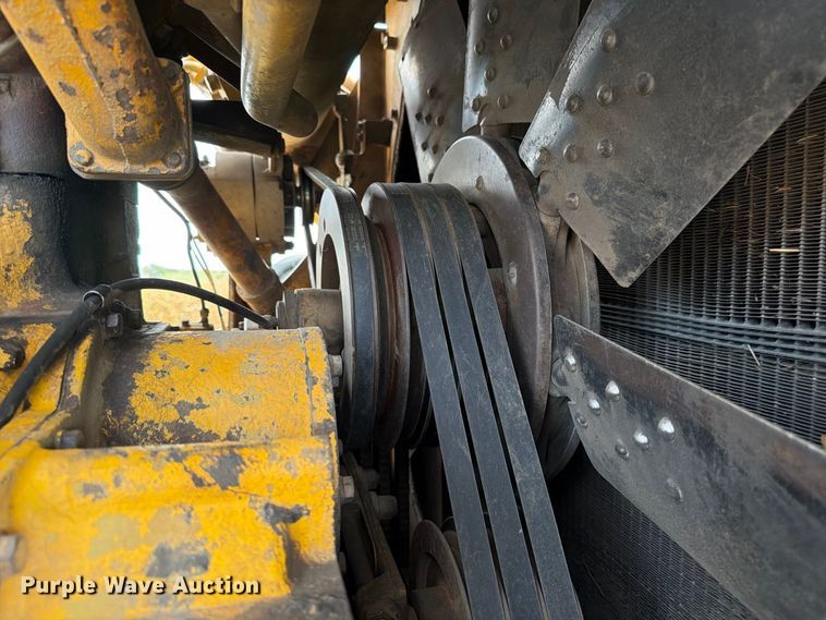 image for item FP3092 1973 Caterpillar D8H dozer
