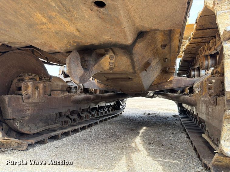 image for item FP3092 1973 Caterpillar D8H dozer