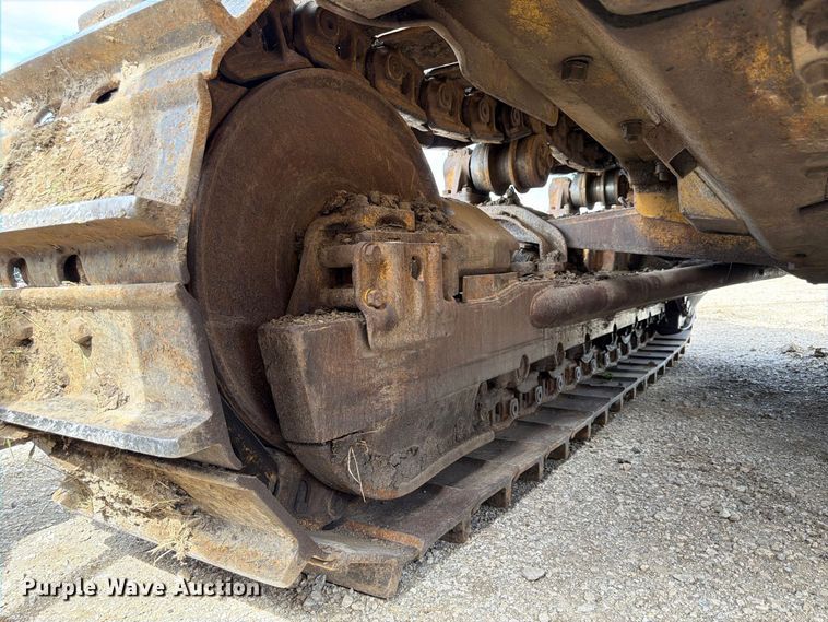 image for item FP3092 1973 Caterpillar D8H dozer