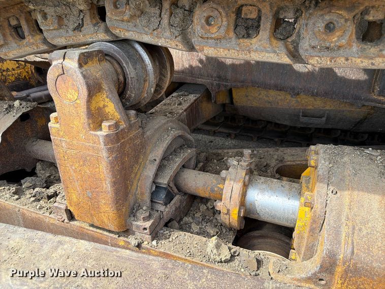 image for item FP3092 1973 Caterpillar D8H dozer