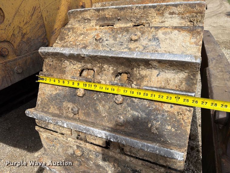 image for item FP3092 1973 Caterpillar D8H dozer