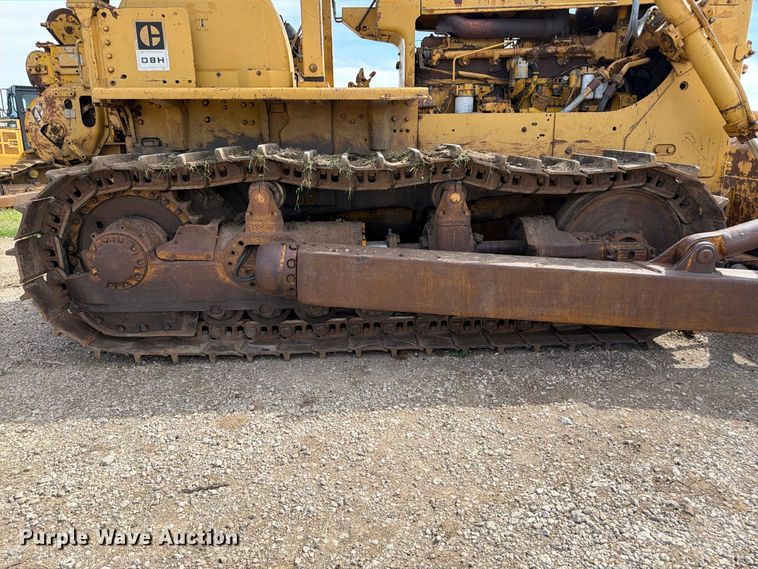 image for item FP3092 1973 Caterpillar D8H dozer