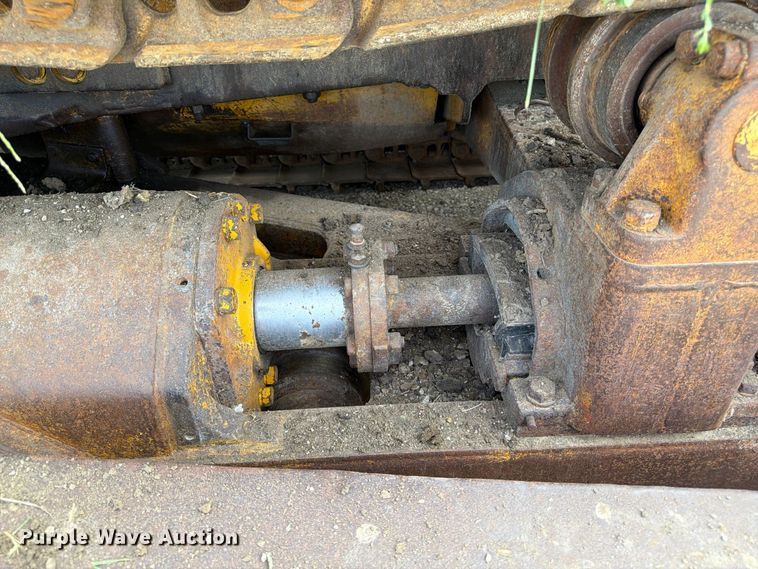 image for item FP3092 1973 Caterpillar D8H dozer