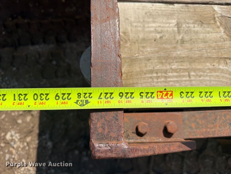 image for item FP4051 1993 Belshe equipment trailer