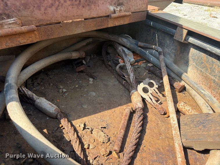 image for item FP4051 1993 Belshe equipment trailer
