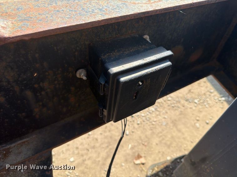 image for item FP4051 1993 Belshe equipment trailer
