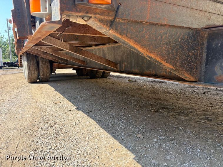 image for item FP4051 1993 Belshe equipment trailer