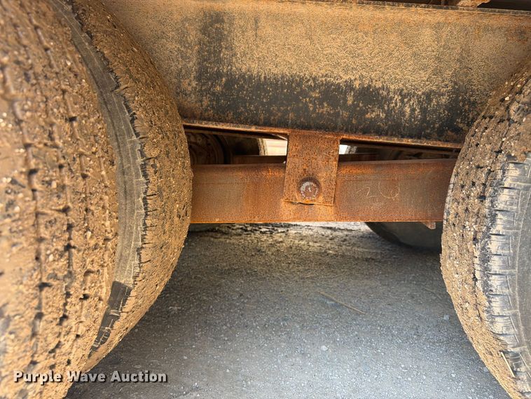 image for item FP4051 1993 Belshe equipment trailer