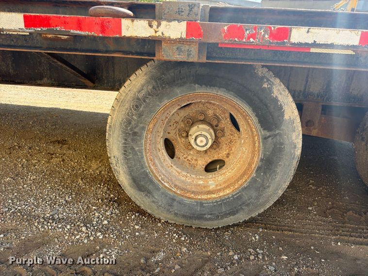 image for item FP4051 1993 Belshe equipment trailer