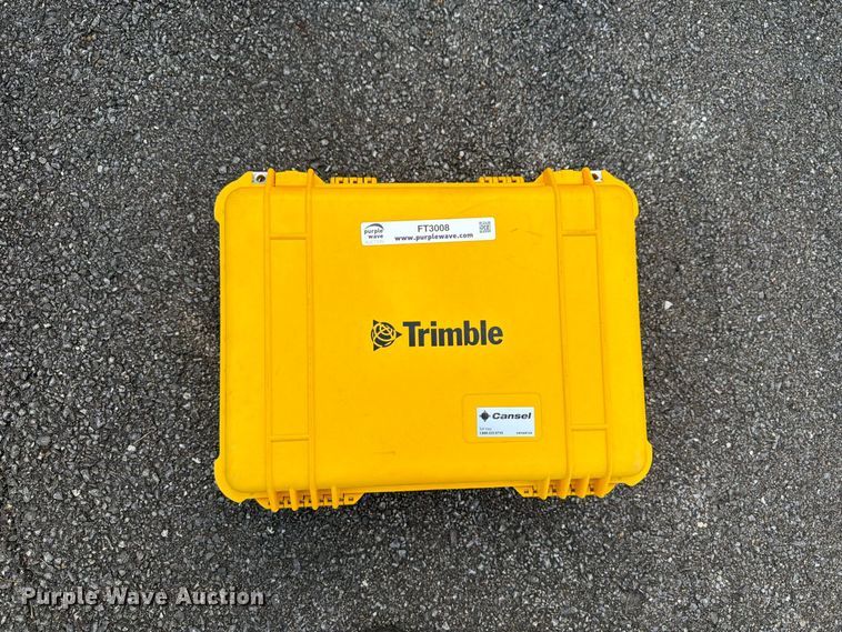 image for item FT3008 Trimble R4 surveying equipment