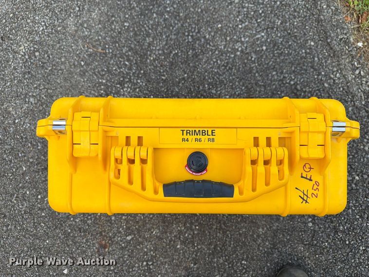 image for item FT3008 Trimble R4 surveying equipment