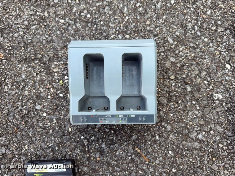 image for item FT3008 Trimble R4 surveying equipment