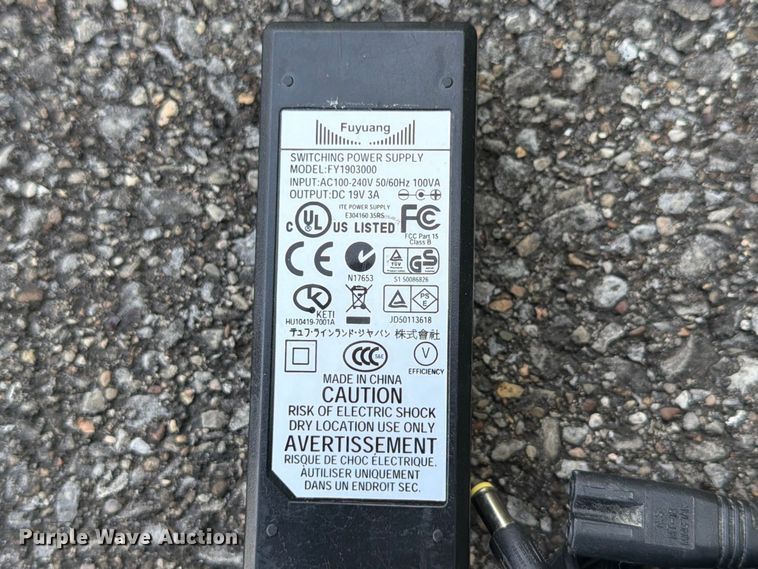image for item FT3008 Trimble R4 surveying equipment