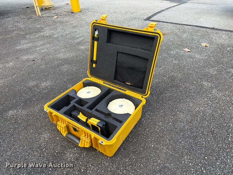 image for item FT3009 Trimble 5800 surveying equipment