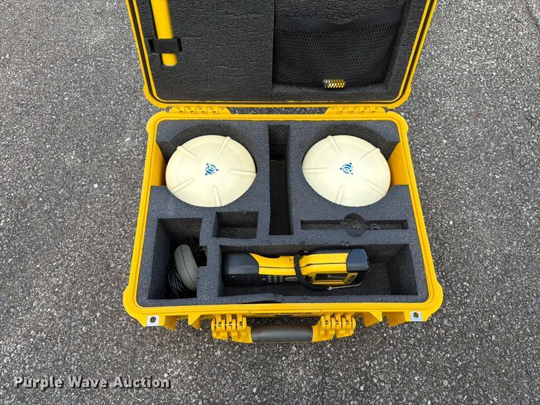 image for item FT3009 Trimble 5800 surveying equipment