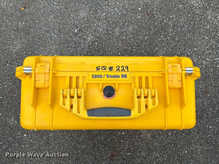 image for item FT3009 Trimble 5800 surveying equipment