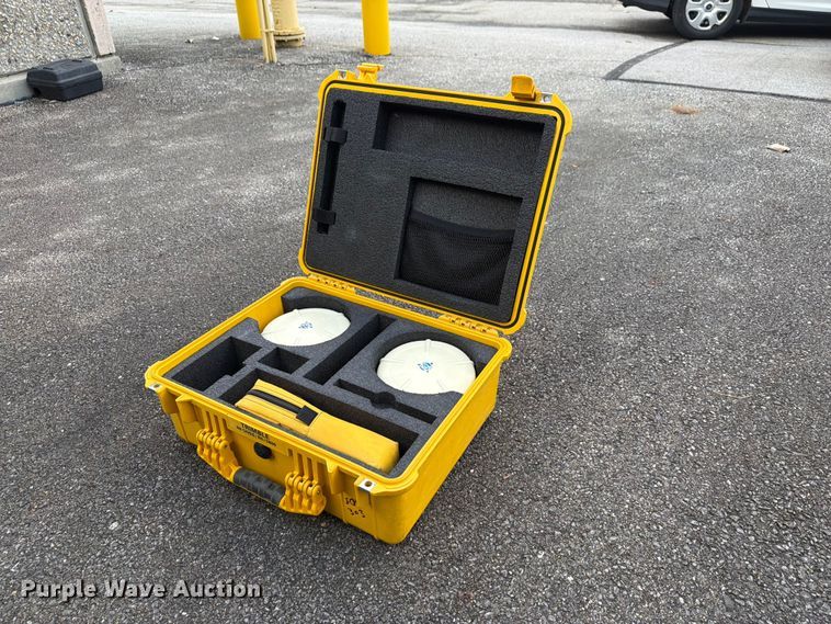 image for item FT3010 Trimble 5800 surveying equipment