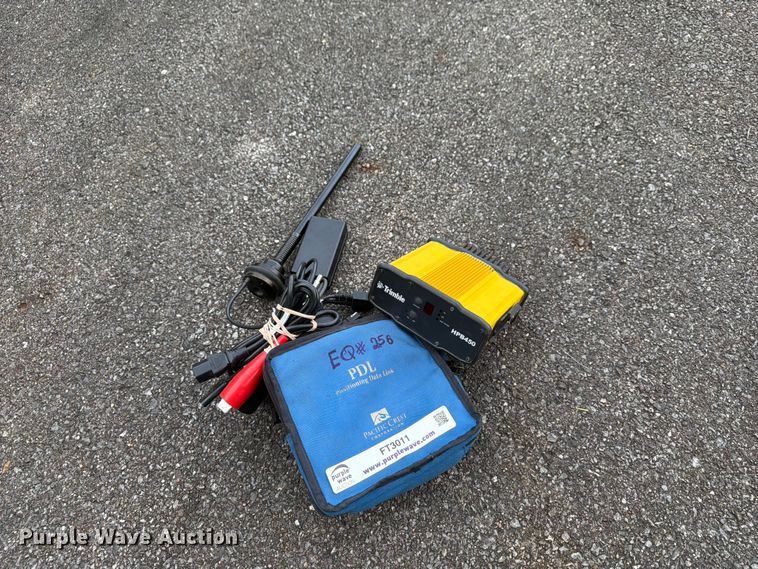 image for item FT3011 Trimble PDL4535 surveying equipment