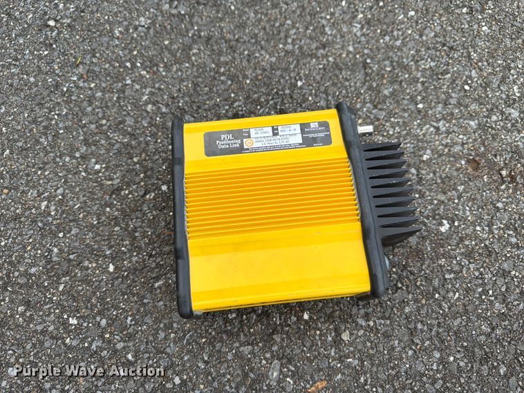 image for item FT3011 Trimble PDL4535 surveying equipment