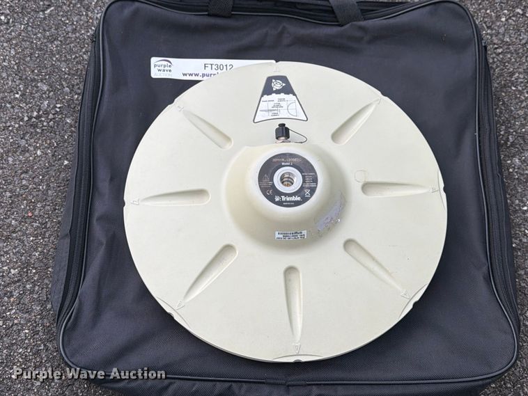 image for item FT3012 Trimble PROXRT-2 GLONASS surveying equipment