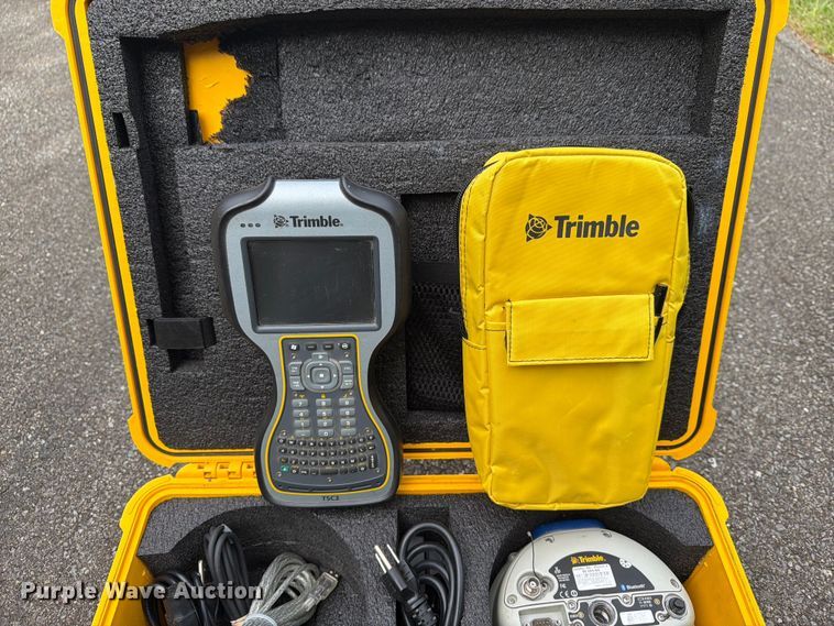 image for item FT3013 Trimble R6 surveying equipment