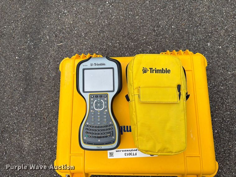 image for item FT3013 Trimble R6 surveying equipment