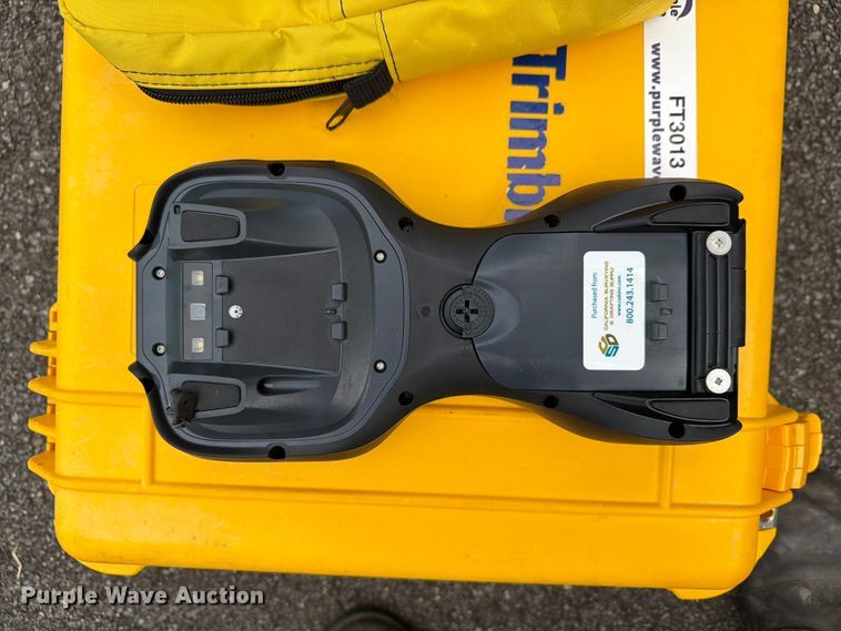 image for item FT3013 Trimble R6 surveying equipment