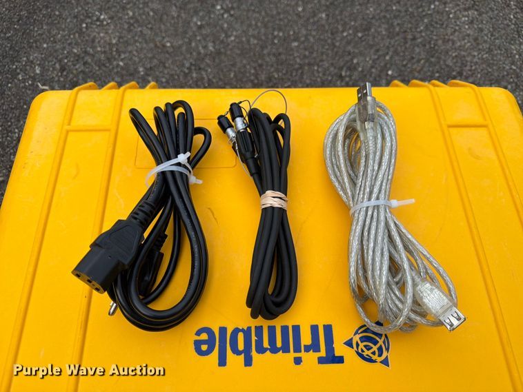 image for item FT3013 Trimble R6 surveying equipment