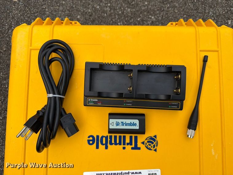 image for item FT3013 Trimble R6 surveying equipment