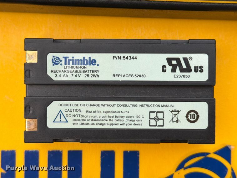 image for item FT3013 Trimble R6 surveying equipment