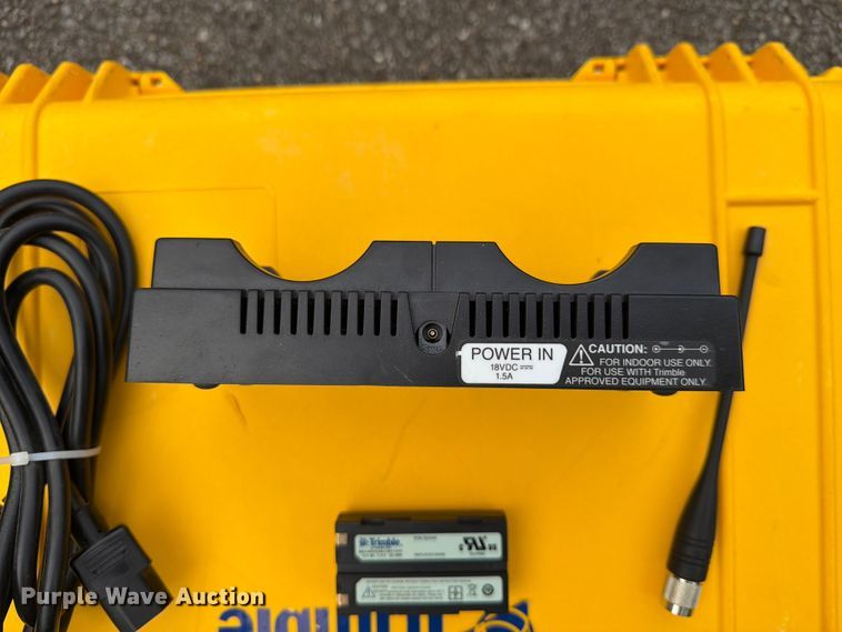 image for item FT3013 Trimble R6 surveying equipment