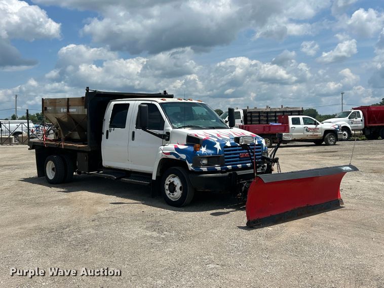 image for item FT6085 2007 GMC C5500 Crew Cab dump flatbed truck