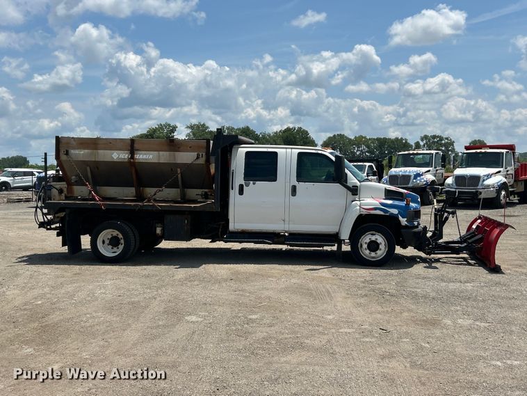 image for item FT6085 2007 GMC C5500 Crew Cab dump flatbed truck