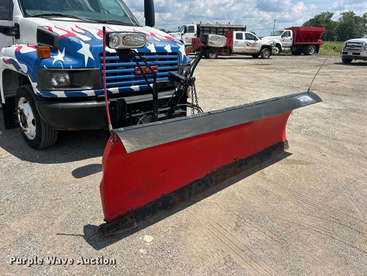image for item FT6085 2007 GMC C5500 Crew Cab dump flatbed truck