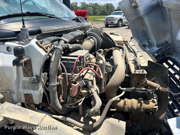 image for item FT6085 2007 GMC C5500 Crew Cab dump flatbed truck