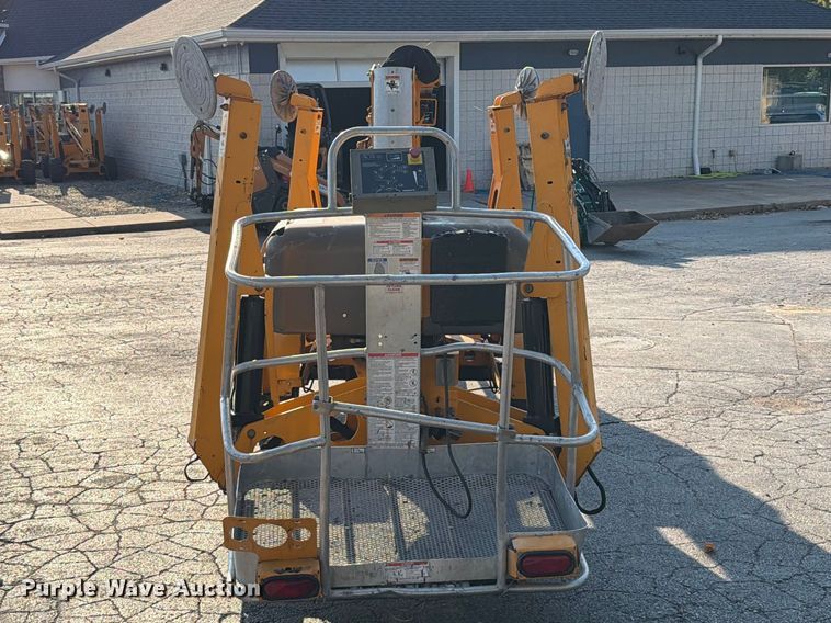 image for item FT6220 2019 Haulotte 5533A boom lift