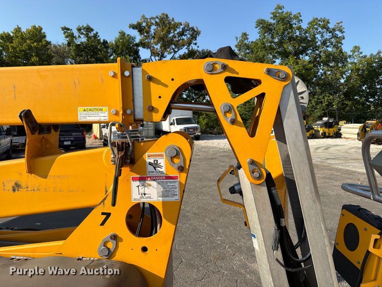 image for item FT6220 2019 Haulotte 5533A boom lift