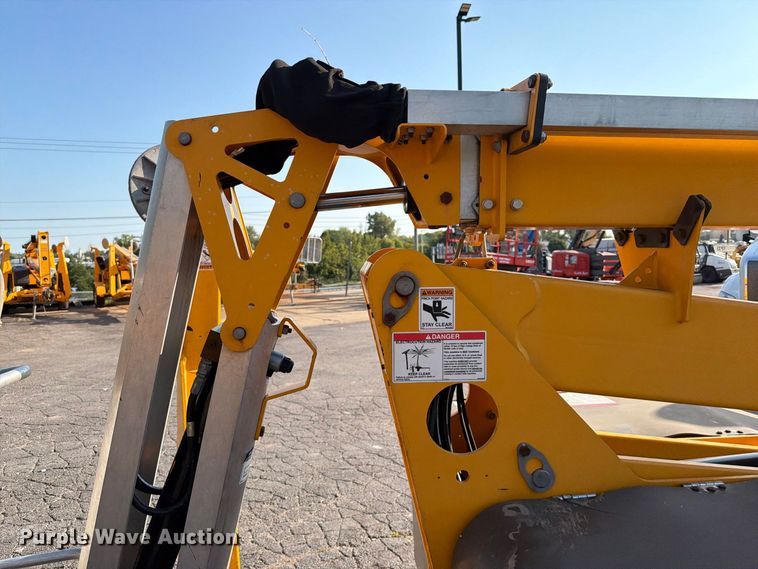 image for item FT6220 2019 Haulotte 5533A boom lift
