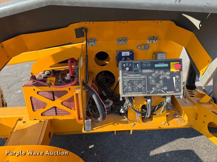 image for item FT6220 2019 Haulotte 5533A boom lift