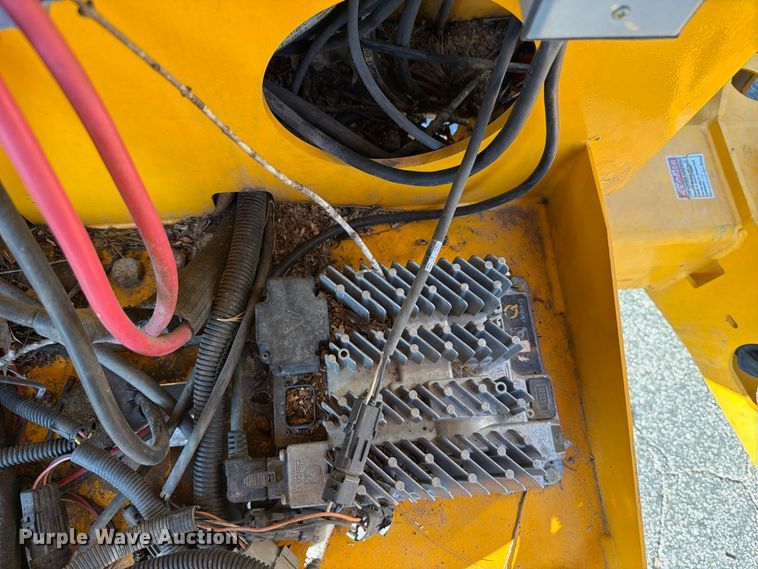 image for item FT6220 2019 Haulotte 5533A boom lift