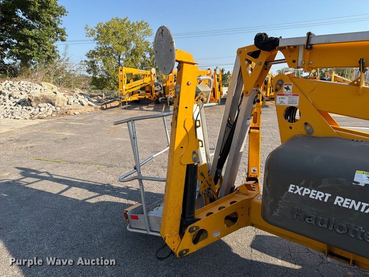 image for item FT6220 2019 Haulotte 5533A boom lift