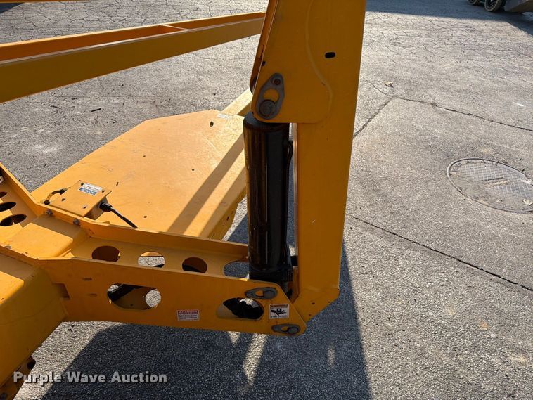 image for item FT6220 2019 Haulotte 5533A boom lift
