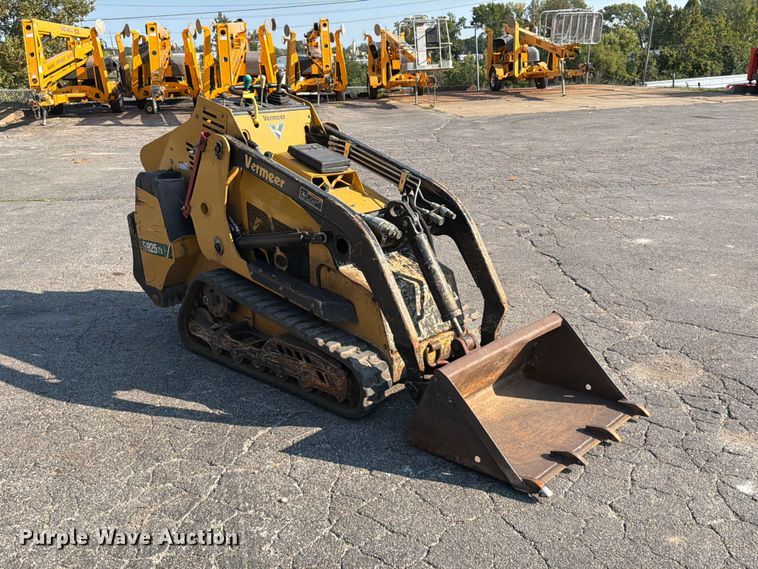 image for item FT6221 2021 Vermeer S925TX compact utility loader