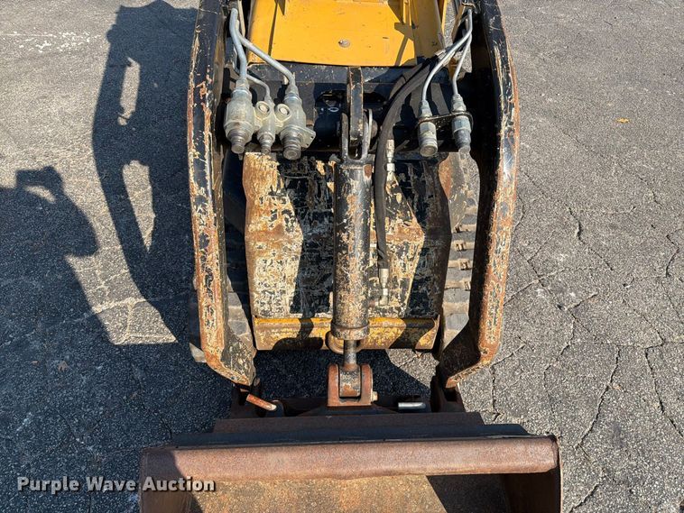 image for item FT6221 2021 Vermeer S925TX compact utility loader